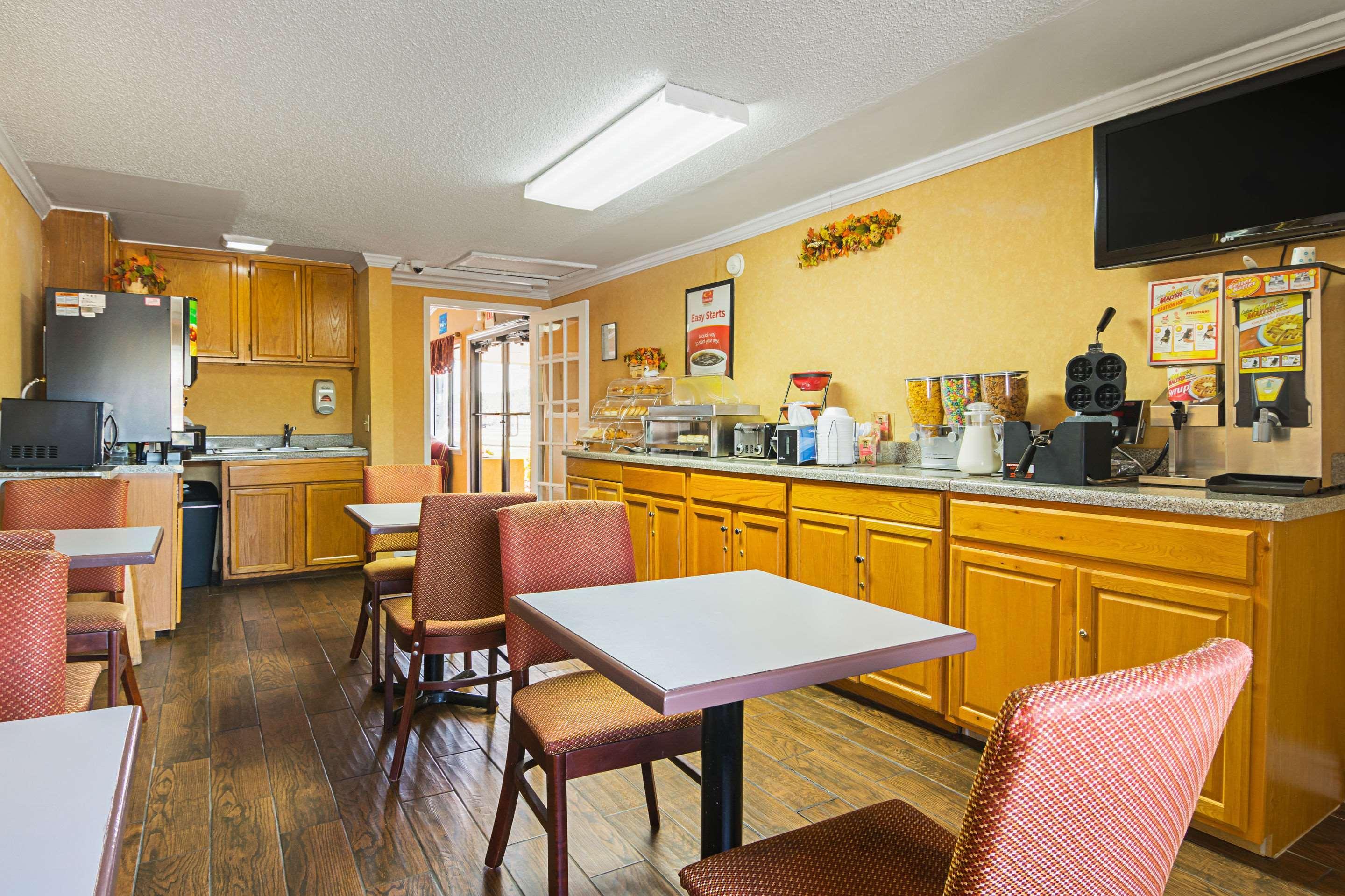 Econo Lodge Oxford Exterior photo