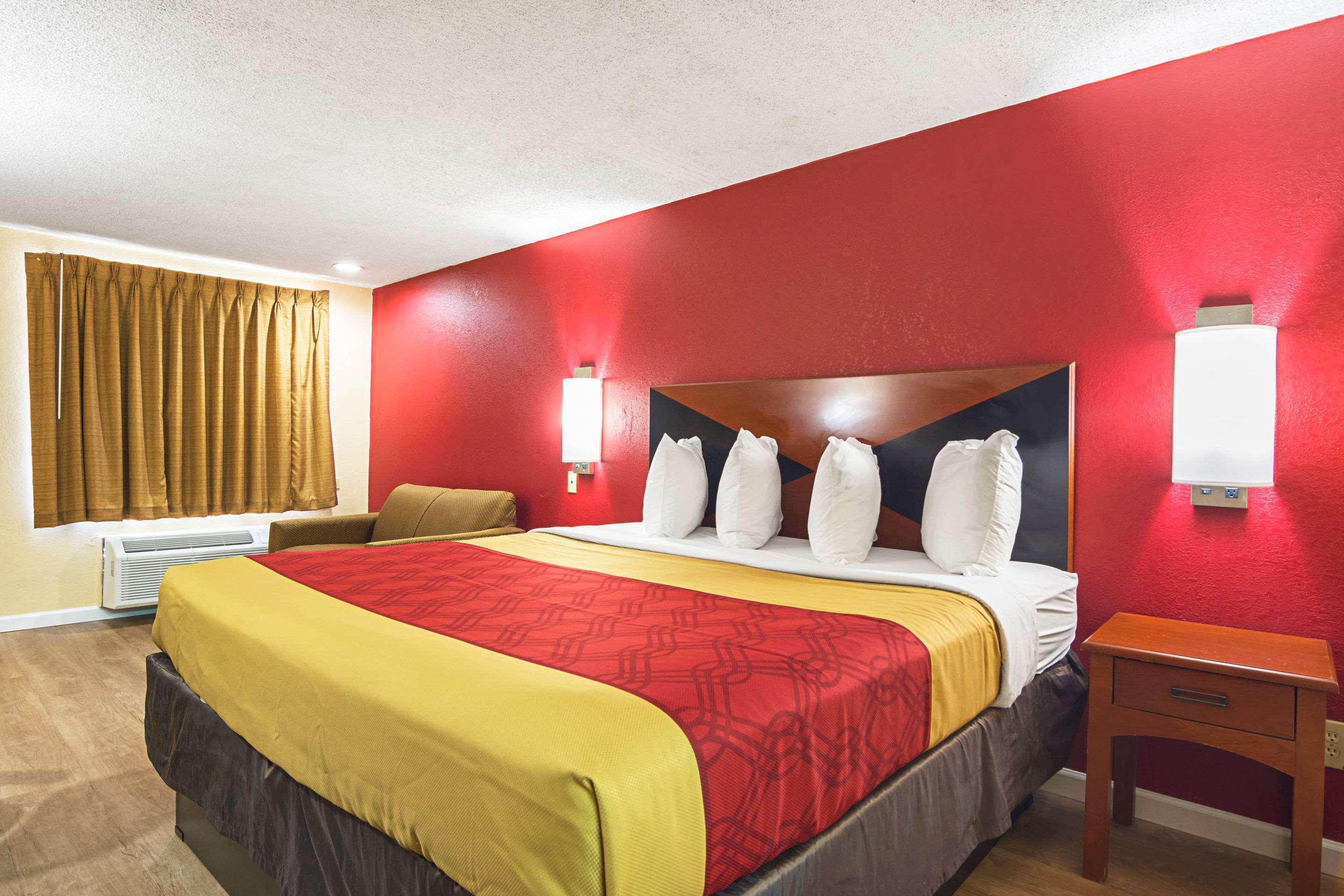 Econo Lodge Oxford Exterior photo