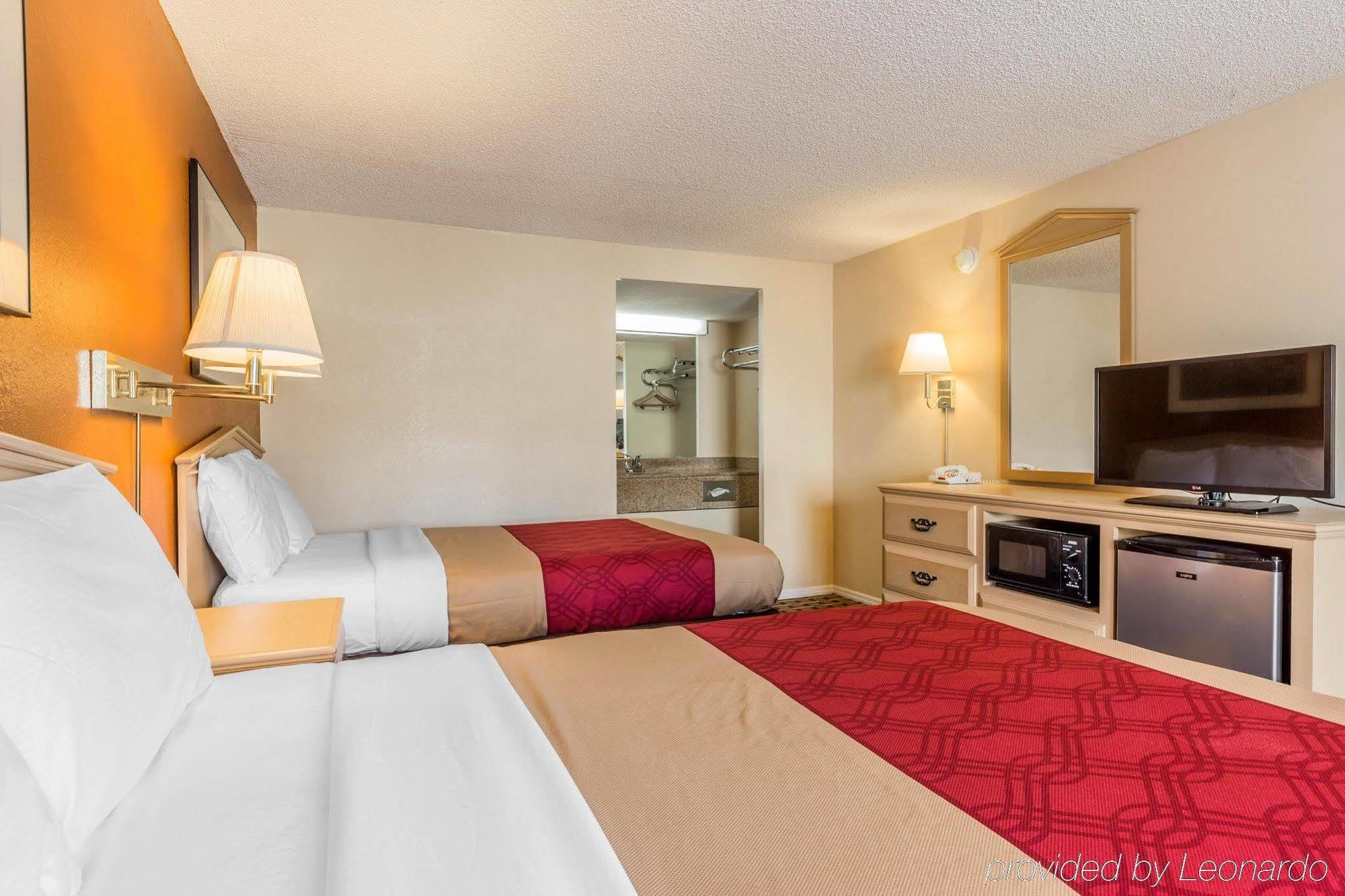Econo Lodge Oxford Exterior photo
