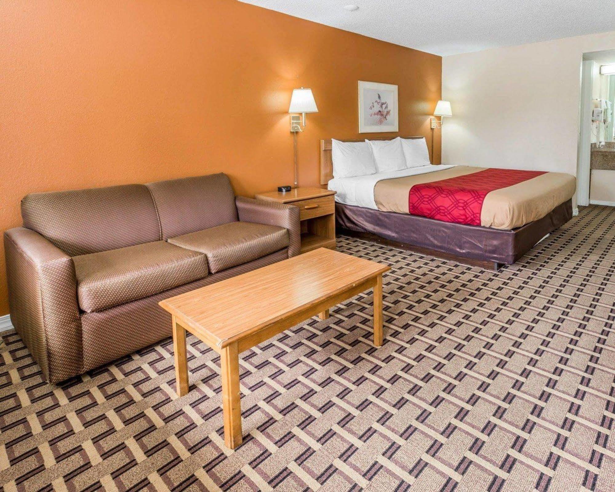 Econo Lodge Oxford Exterior photo